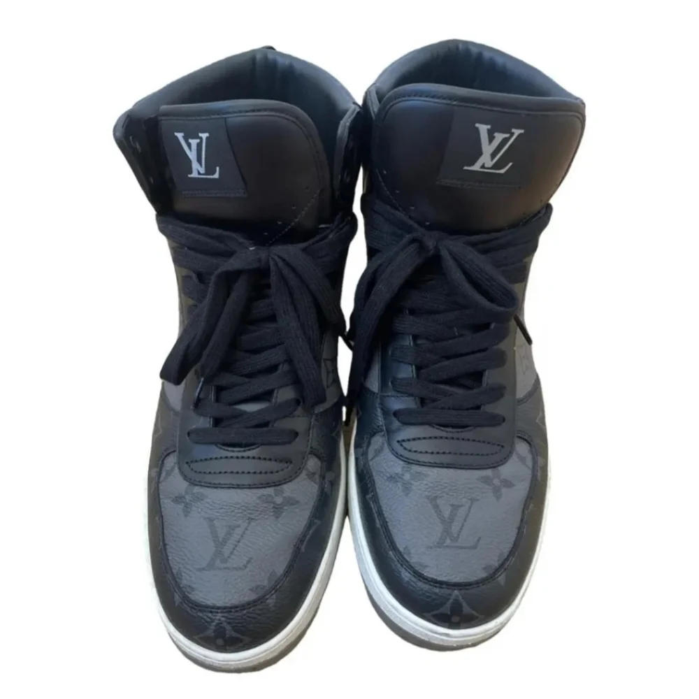 LOUIS VUITTON LV RIVOLI (UNISEX) SNEAKERS EU 40 US MENS 7.5 US WMNS SIZE 9 (EUC) - Picture 2 of 14
